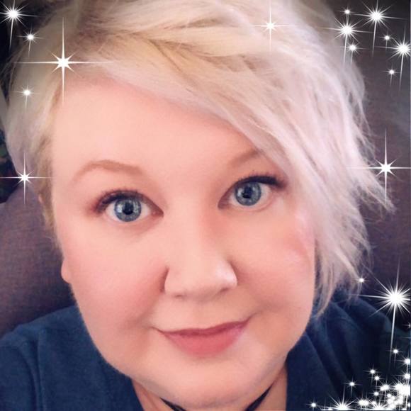 Meet your Posher, Jen - Picture 1 of 1